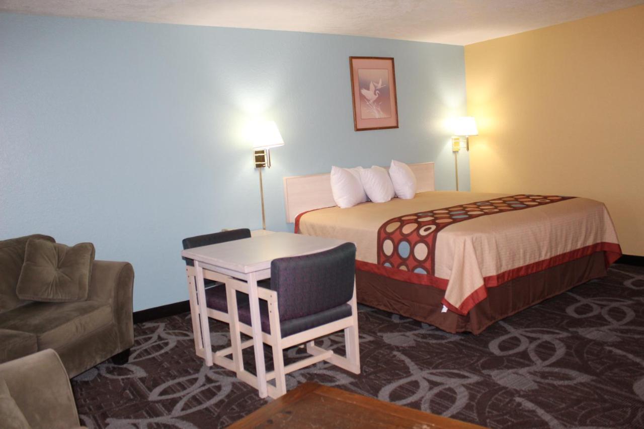 Super 8 By Wyndham Nephi Hotel Exterior photo
